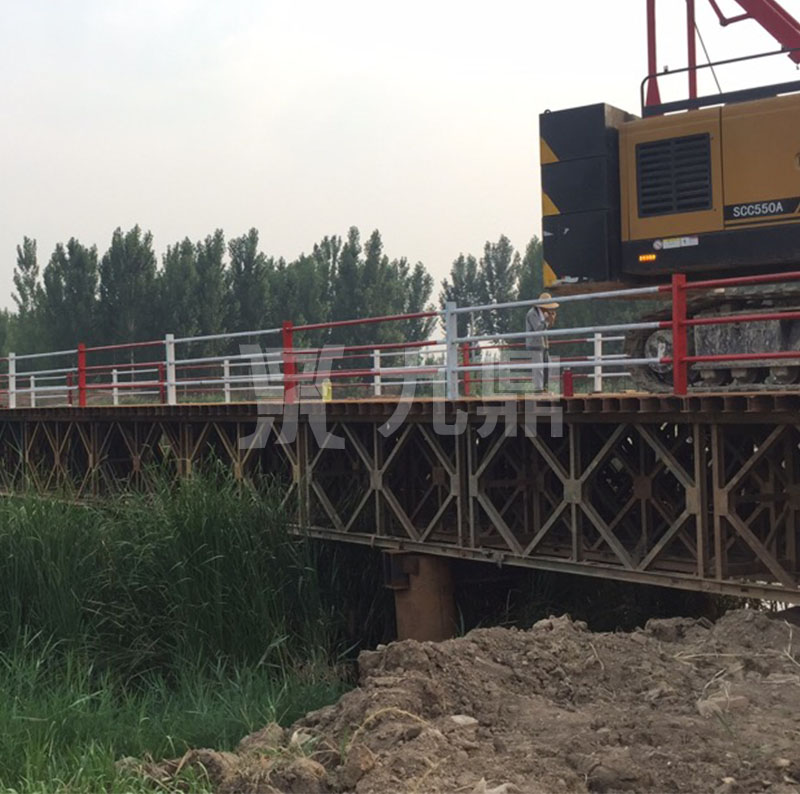 上承式8米寬鋼便(bian)橋(qiao)