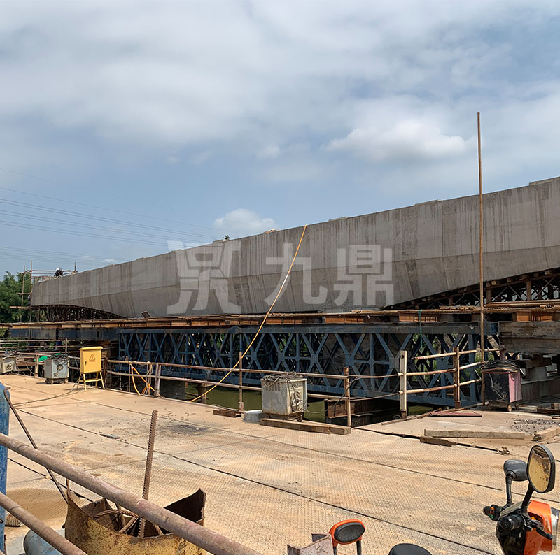 現澆樑鋼支(zhi)撐(cheng)
