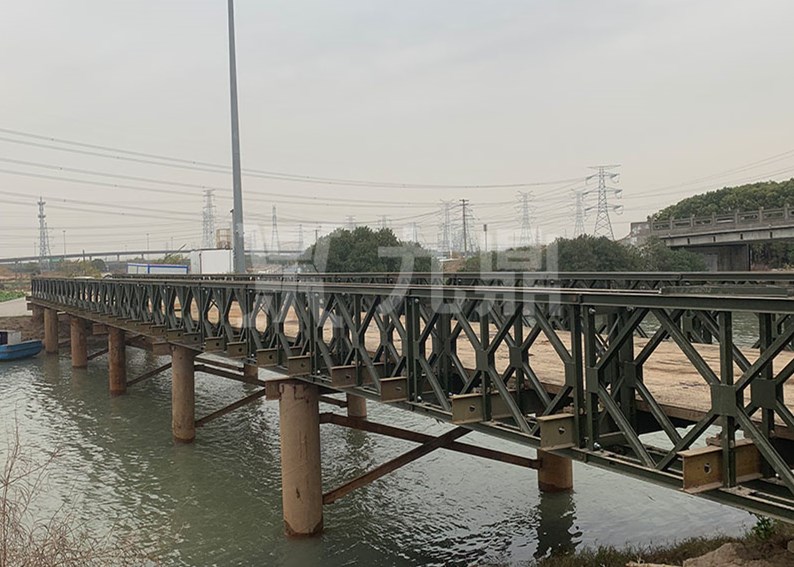 鋼(gang)便(bian)橋(qiao) 鋼(gang)便橋(qiao)